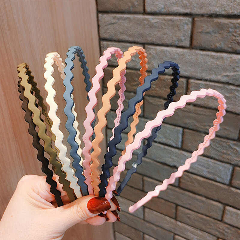 Stylish and Comfortable Women's Hair Accessories Korean Hairband with Stretchable Big Teeth Perfect for Parties