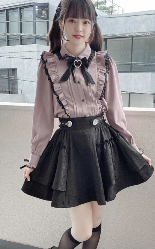 Mini-saia preta de cintura alta feminina, Jacquard plissado, capa no comprimento da coxa, slim fit, produção em massa por mina, verão, novo