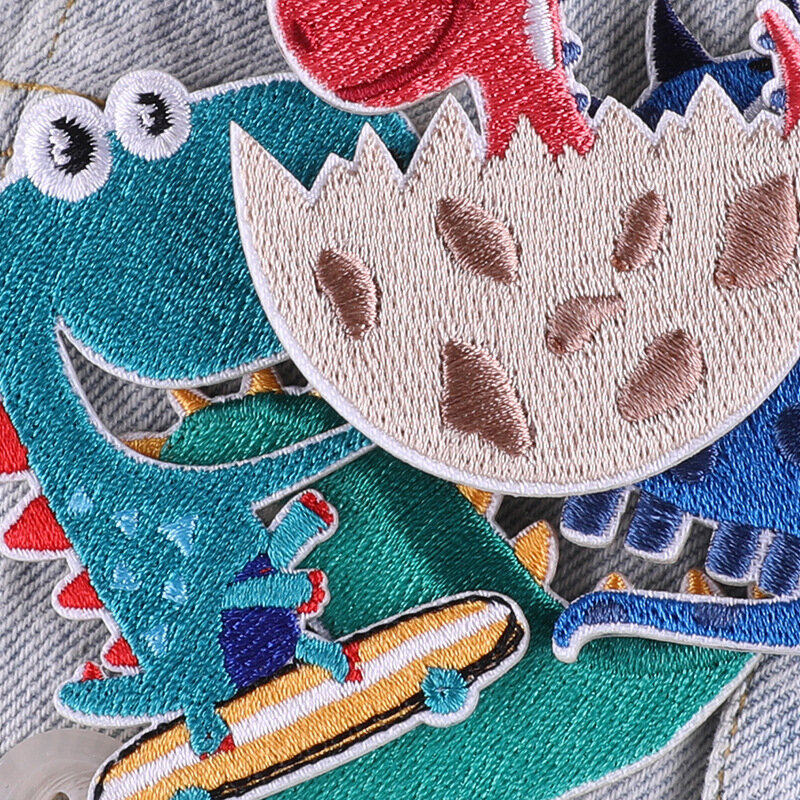 만화 자수 패치 DIY 패치 공룡 스티커, 자체 접착 배지, 의류 가방 재킷용 원단 액세서리, 2024 신제품