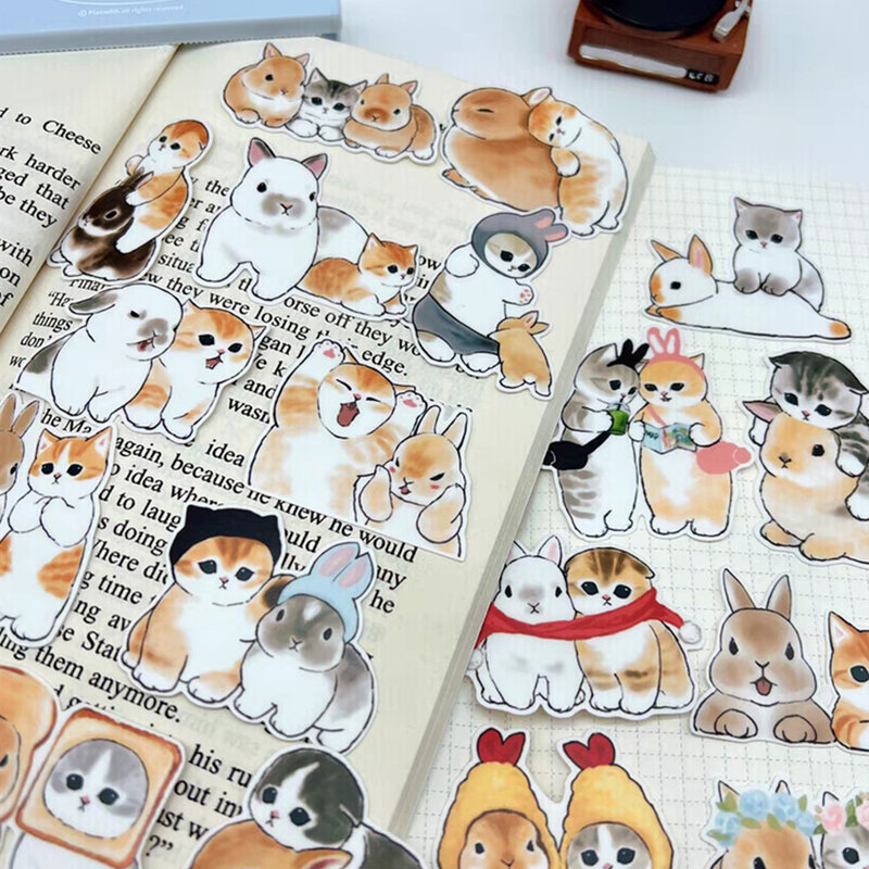 40 szt. Kot króliczek śmieszne zwierzęta naklejki Graffiti DIY zabawki dla dzieci telefon Notebook bagaż Laptop naklejki na lodówkę