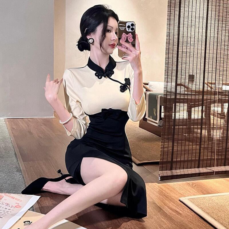 Autumn And Winter 2022 New Chinese Style Modified Cheongsam National Style Long Skirt With Waistline Split 3/4 Sleeves, Slim And