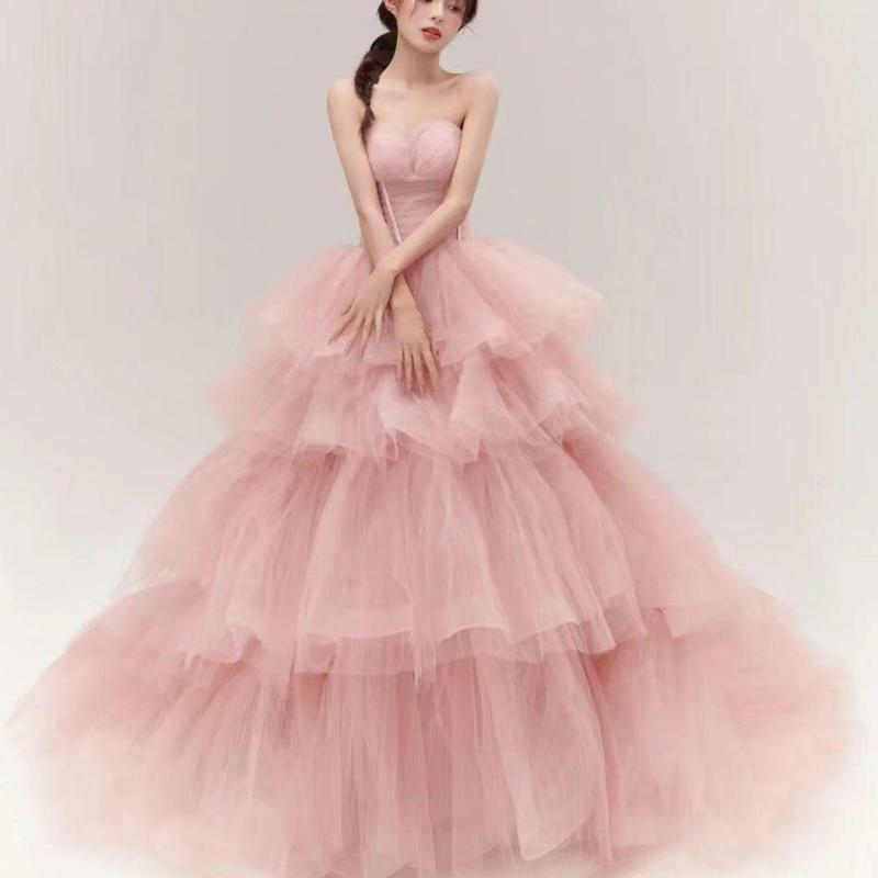 Słodkie kolorowe suknie ślubne dla kobiet z mały pociąg seksowne paski suknia balowa suknia ślubna warstwowa tiulowa suknia weselna przyjęcie