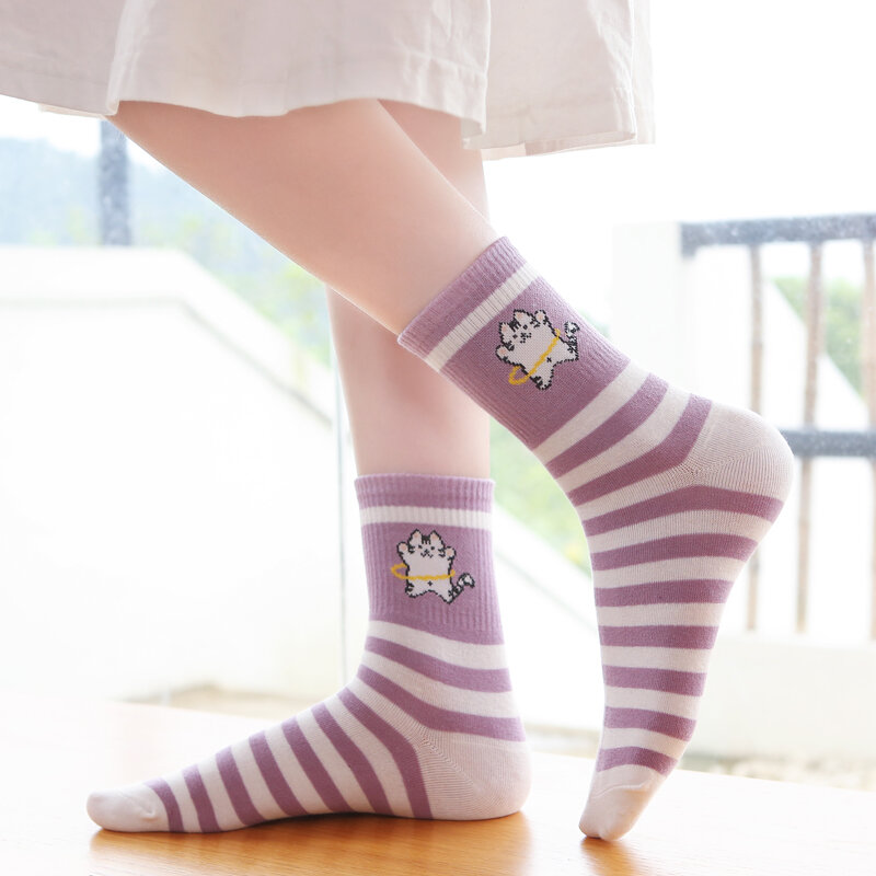 1 Pair Purple Cat Pattern Socks For Women Medium Tube Cotton Socks Fashion Trend Harajuku Sock Woman Dropshipping Wholesale