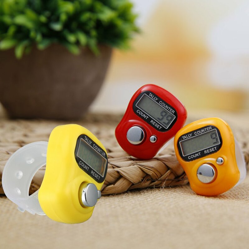 New 1Pcs Portable Electronic Digital Counter Mini LCD Hand Held Finger Ring Tally Counter Stitch Marker Plastic Row Counter