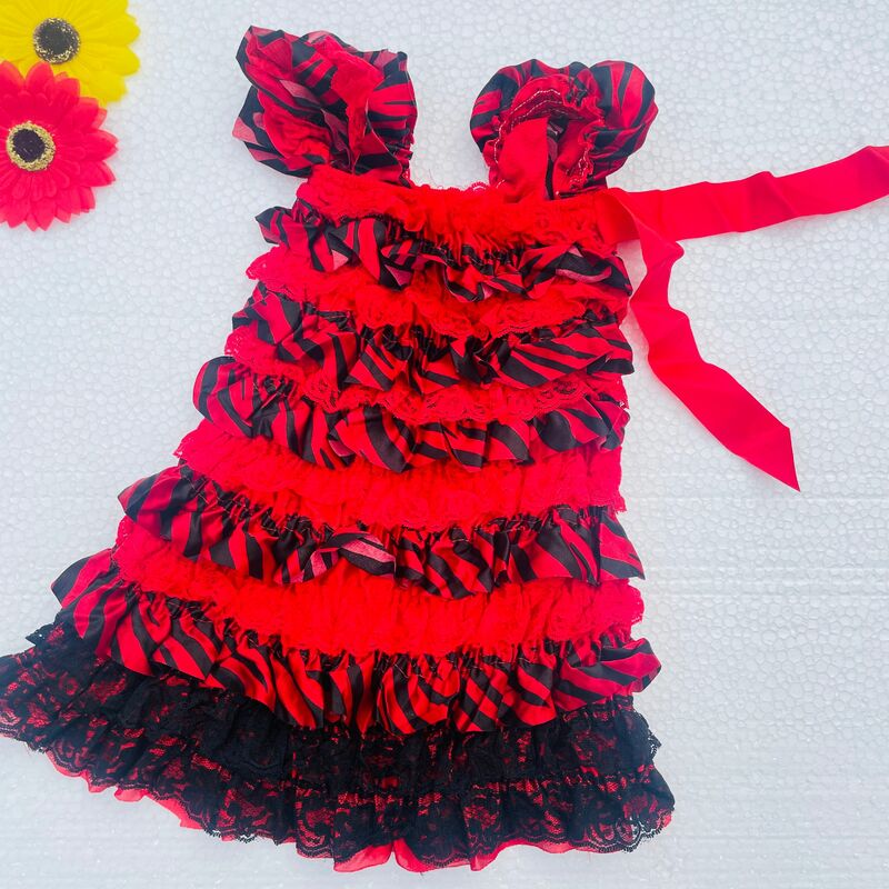 فستان صيف جديد منفوش من 3 طبقات من الدانتيل للفتيات ملابس الأطفال حديثي الولادة بدون أكمام لحفلات الزفاف ملابس تنكرية للحفلات