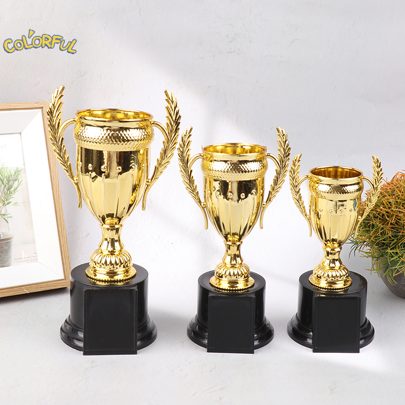 Mini trofeo de plástico de 1 piezas para niños, trofeo ganador de oro, juguetes para niños, recompensa, competición de carnaval, premios de fiesta