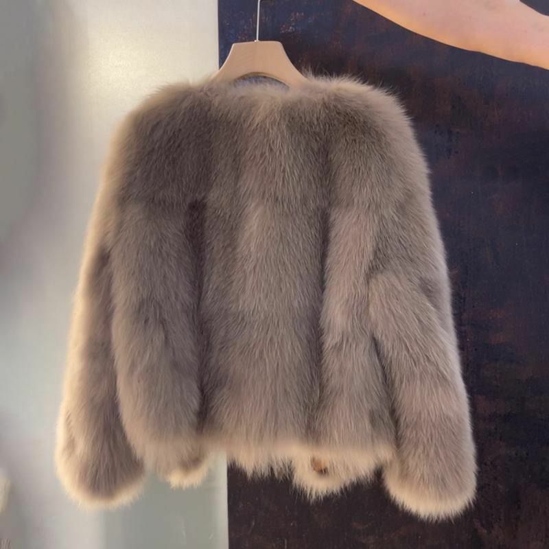 Pelliccia femminile 2024 primavera nuova giacca di pelliccia di lusso tenere al caldo la moda di alta qualità rispettosa dell'ambiente Russia all'ingrosso