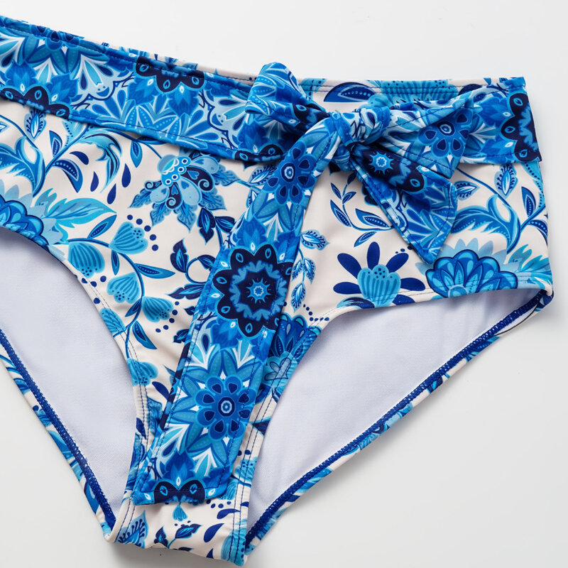 Conjunto de Bikini Floral con volantes para mujer, traje de baño con flores de dos piezas de cintura alta en 3D, falda de playa, 2024