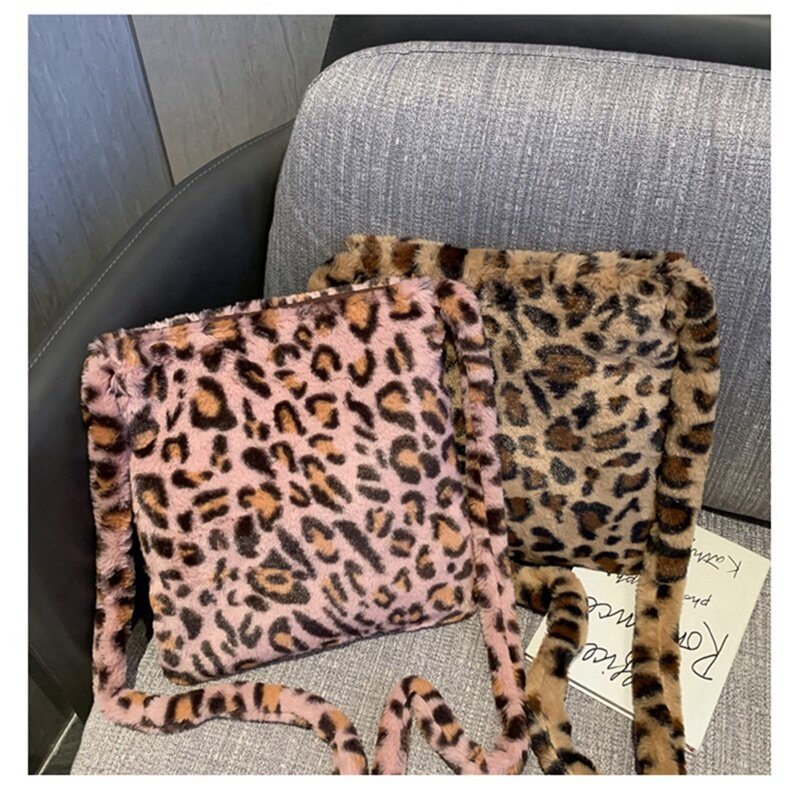 Leopard Print Plush Women's Shoulder Bag Fashion Retro Warm Handbag Large Capacity Casual Messenger Bag