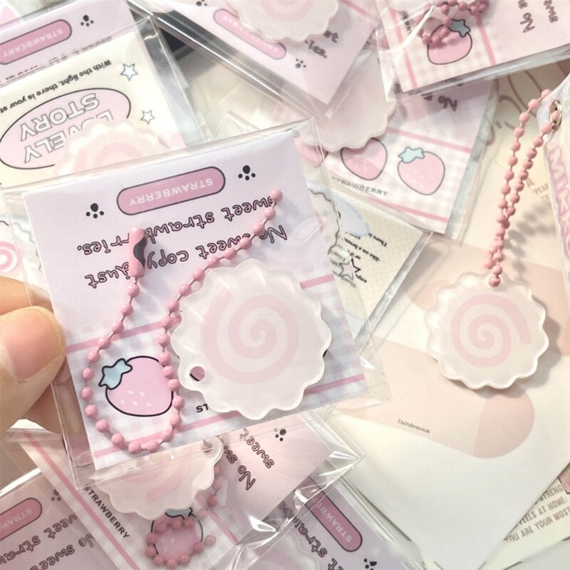 Mini Schattige Acryl Roze Inktvis Roll Charme Sleutelhanger Opknoping Ornament Sleutelhanger Mooie Hangers Voor Tas Rugzak Voor Meisjes Vrouwen