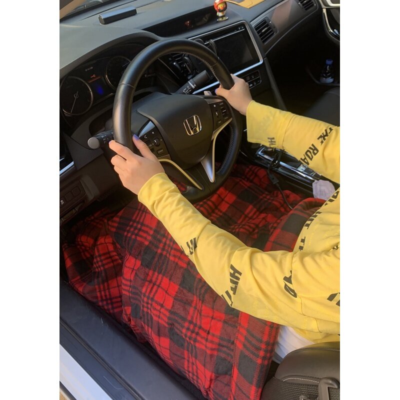 AutoDrive manta de viaje con calefacción de 12 voltios, cuadros rojos/negros Dimensiones del producto ensamblado 57x39, 2 libras