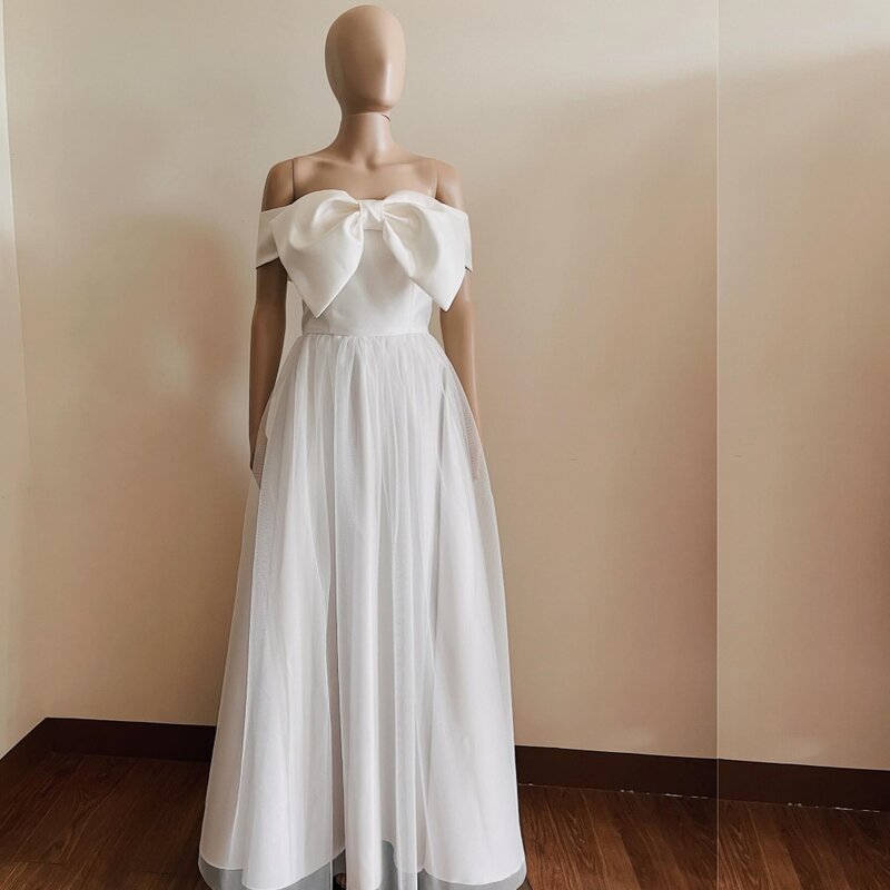 Siatkowa kokarda plisowana Quinceanera prosta suknia midi bez ramiączek na zamówienie