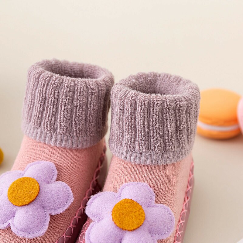 Zapatos para bebé de 6 meses, otoño e invierno, cómodos zapatos para bebé con patrón de dibujos animados, Rana, flor, Panda, botas para bebé