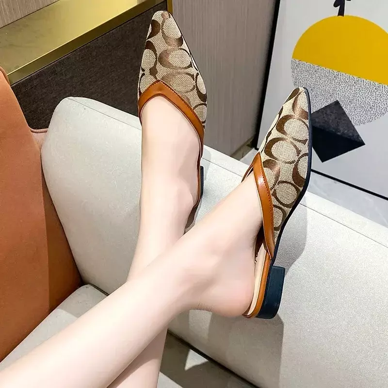 2024 New Color Matching Slippers Women's Shoes Fashion Slingbacks Women's Slippers Hot Sale Square Heel Daily Slippers Women