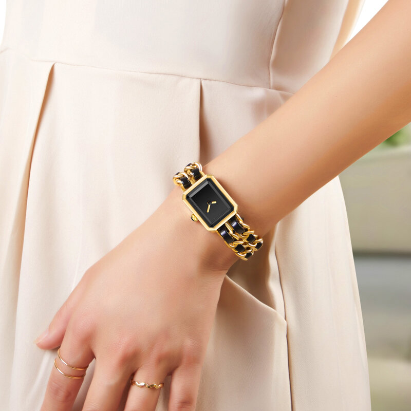 นาฬิกาควอตซ์หรูหราสำหรับผู้หญิงนาฬิกาแฟชั่นสำหรับผู้หญิงแบบถักกันน้ำคุณภาพ Master นาฬิกาบูติก Charming ของขวัญ