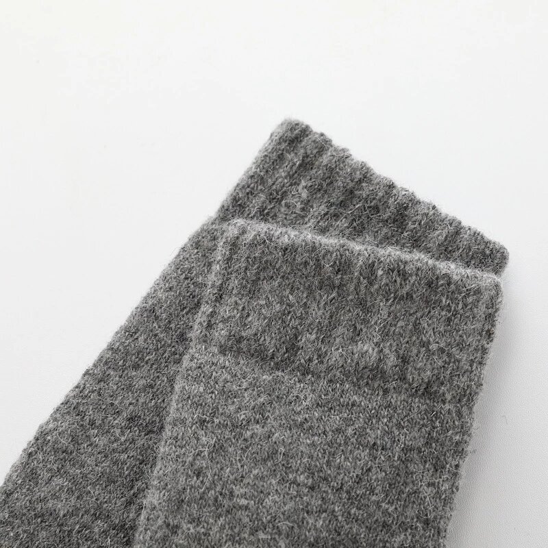 2022 New Thicken Winter Warm Wool Women Socks Solid Men Socks Super Plush Merino Wool Socks Christmas Against Cold Snow Socks