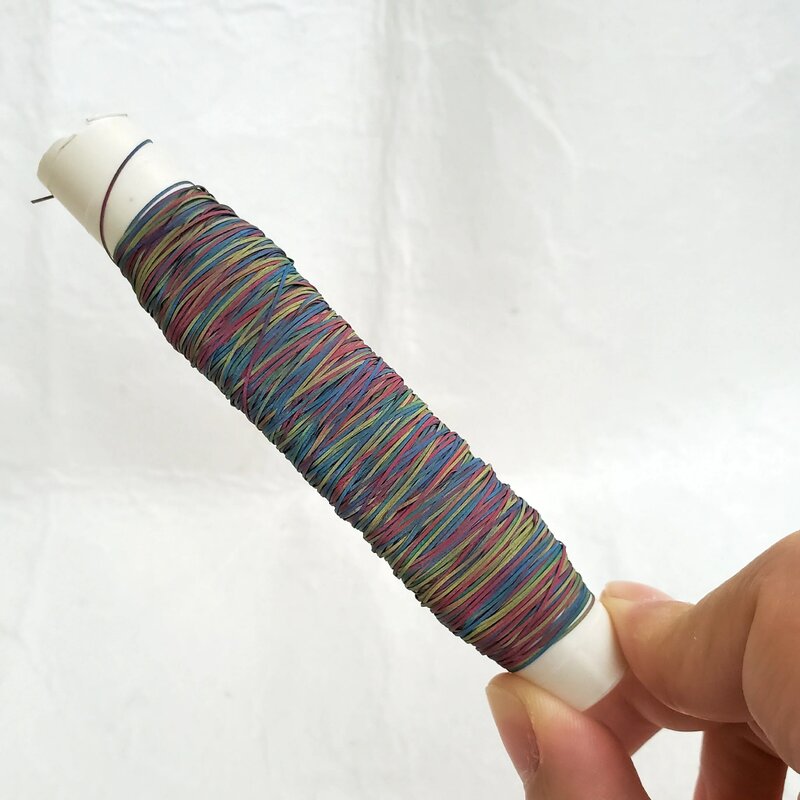 50 metri di filo colorato arcobaleno riflettente filo di seta piatto per materiale di riflessione tessitura indumento borsa vestiti fai da te