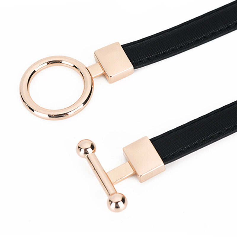 Cinturones Negros para mujer, faja fina ajustable de cuero PU, hebilla de aleación de círculo dorado, para vestido, novedad
