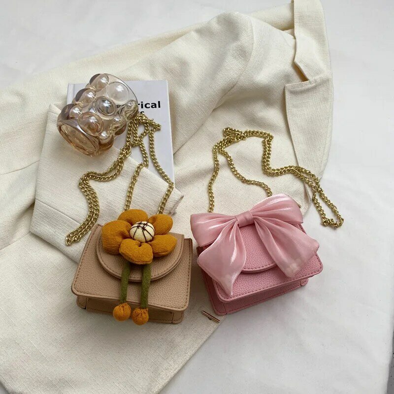 New Women's Cute Decoration Texture Chain Crossbody Bag