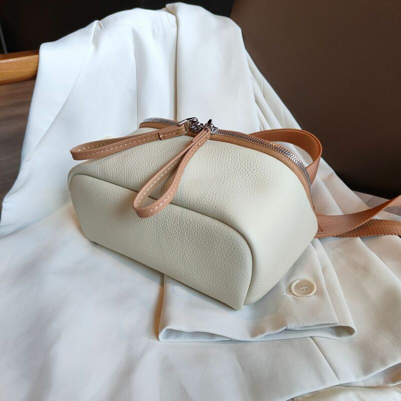2024 The new Genuine leather Chest Bag Soft leather Fanny Pack all casual high quality single shoulder crossbody bag