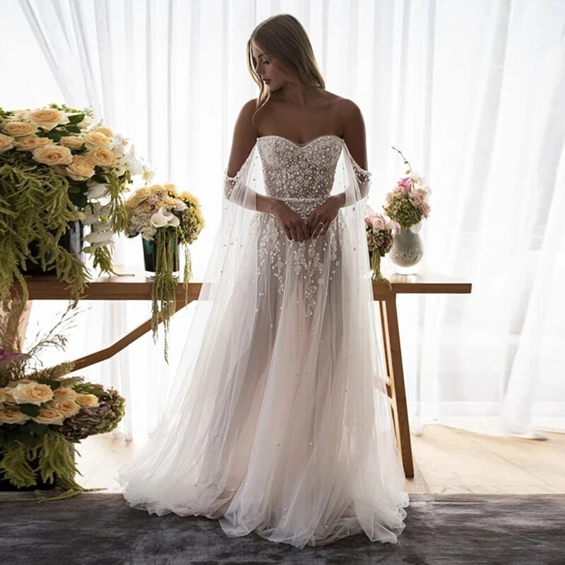 Блестящее богемное свадебное платье с открытыми плечами, украшенное бусинами и жемчужинами, модель 2023