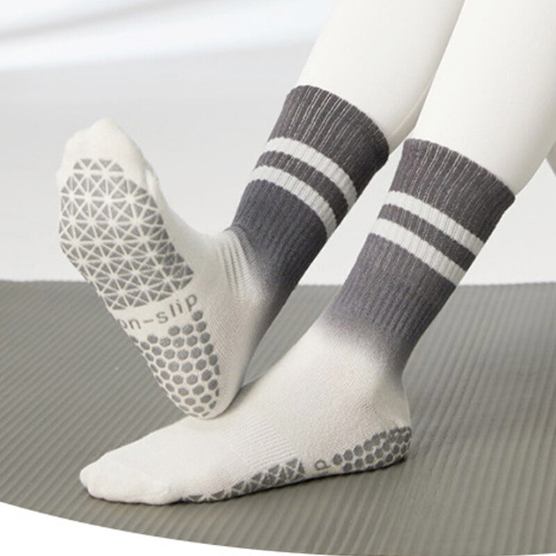 1Pair Yoga Socks Indoor Gradient Color Autumn Winter Thickened Gym Fitness Mid-Tube Socks Cotton Non-Slip Silicone Pilates Socks