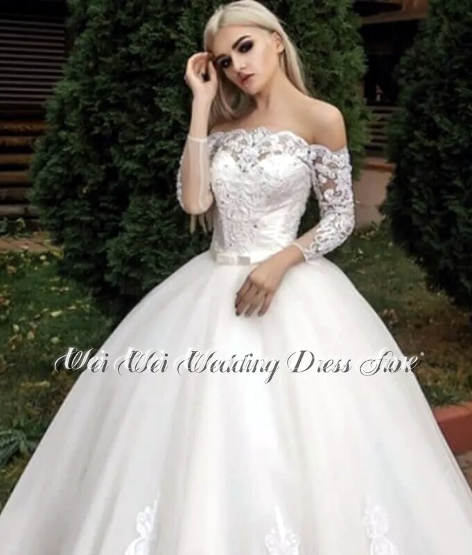 Elegant  Boat Neck Off Shoulder Ball Gown Wedding Dress Tulle Lace Appliques Back Lace-Up Gentle Court Princess Bridal Robe2024