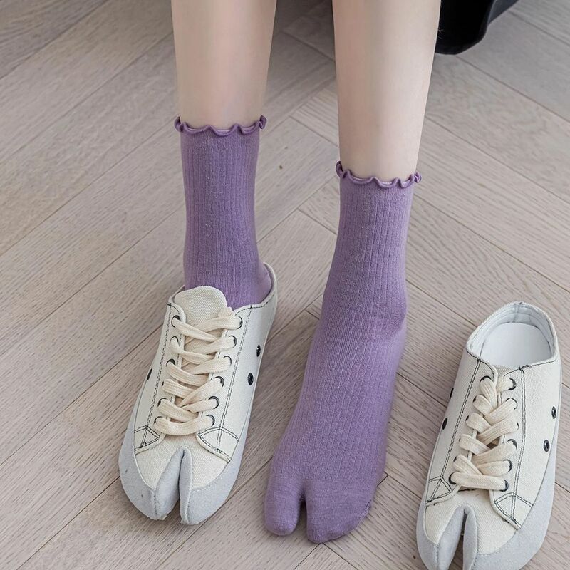 Algodão respirável Ruffles meias para fêmea, meias de dois dedos, meias de tubo médio, cor doce, moda