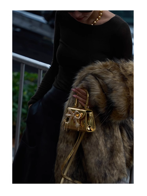 Borsa quadrata piccola portatile con fiocco in metallo di nicchia borsa da sera per la festa nuziale delle donne con strass glitterati Mini borsa in oro