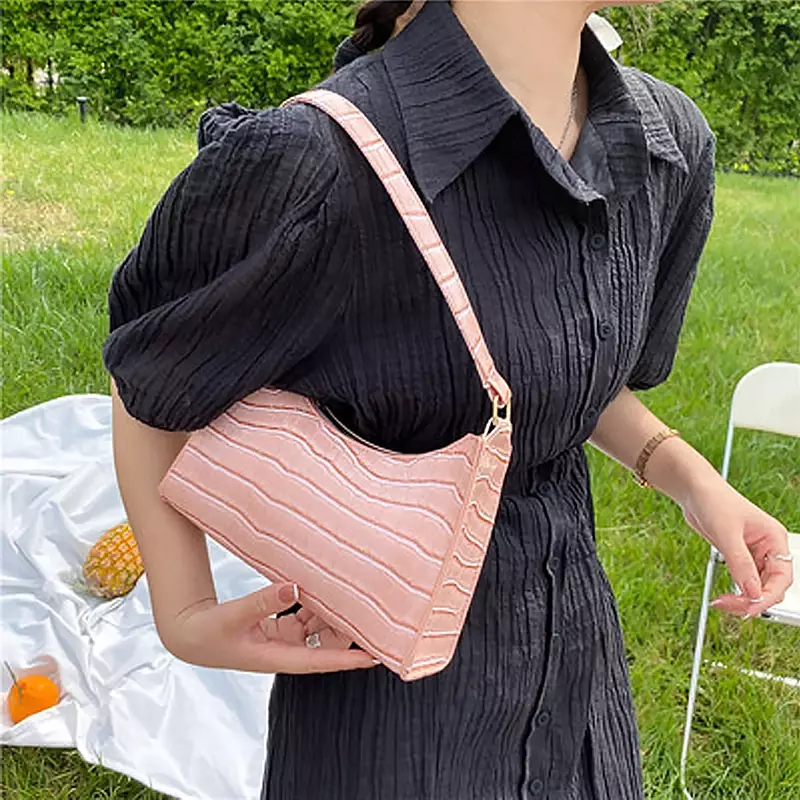 Moda wykwintne torby na zakupy Retro Casual kobiety torby na ramię kobiece skórzane jednokolorowe torebka z łańcuszkiem dla kobiet