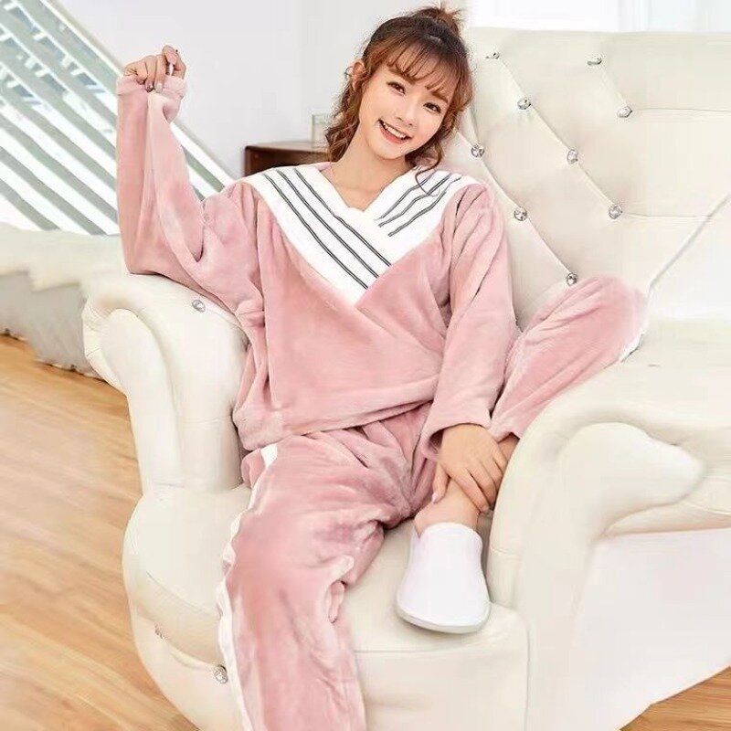 Pijama femenino de terciopelo grueso, ropa de dormir holgada de alta apariencia, ideal para exteriores, primavera y otoño