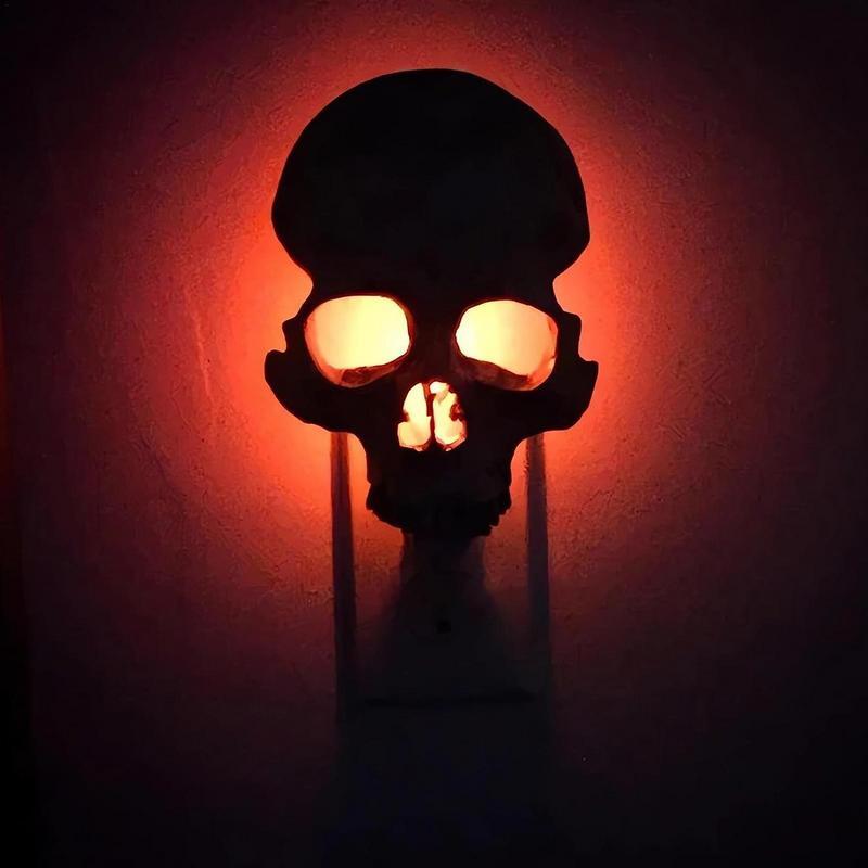 Handcrafted Skull Table Lamp Halloween Luminous Skull Lamp Decoration Gothic Candle Light Desktop Decoration Light