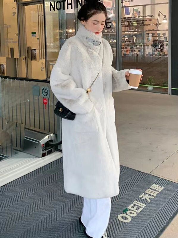 Chic Fur Imitation Coat Women Winter Mid Length Loose And Slim Fur Environmental Protection Mink Fur Buckle Mink Warm Coat Trend