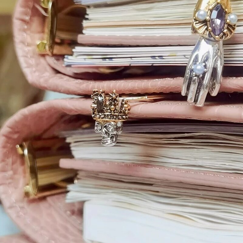 Clips de papel de mano de perlas de esqueleto barroco Vintage para mujer, lindo marcapáginas, estilo Ins, decoración de libros, accesorios de Planificador de cuaderno
