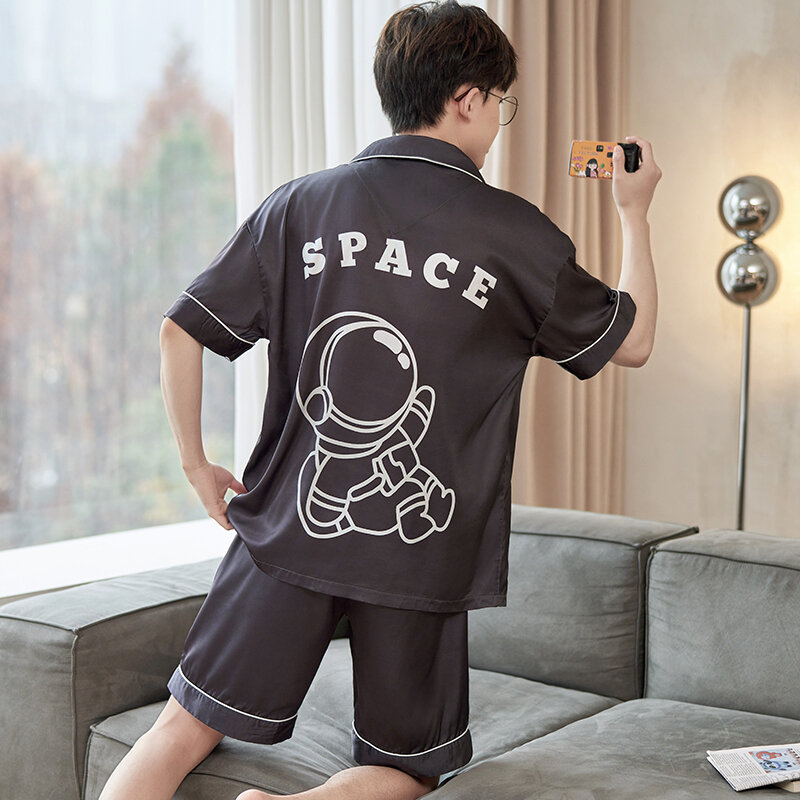 Conjunto pijama padrão astronauta para homens, pijamas soltos, tecido de seda, desenhos animados, lazer, roupas de verão