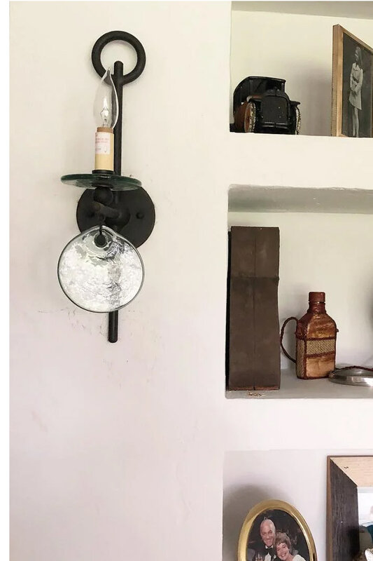 Lámpara de pared de un solo cabezal para dormitorio, arte de hierro retro de estilo americano, lámpara de mesita de noche antigua, diseñador para el hogar, sala de estar, pasillo