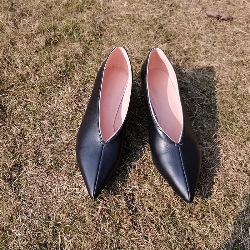 Bombas femininas quentes sapatos de couro genuíno mais tamanho 22-26.5cm couro superior completo bombas femininas moda all-match preto sapatos