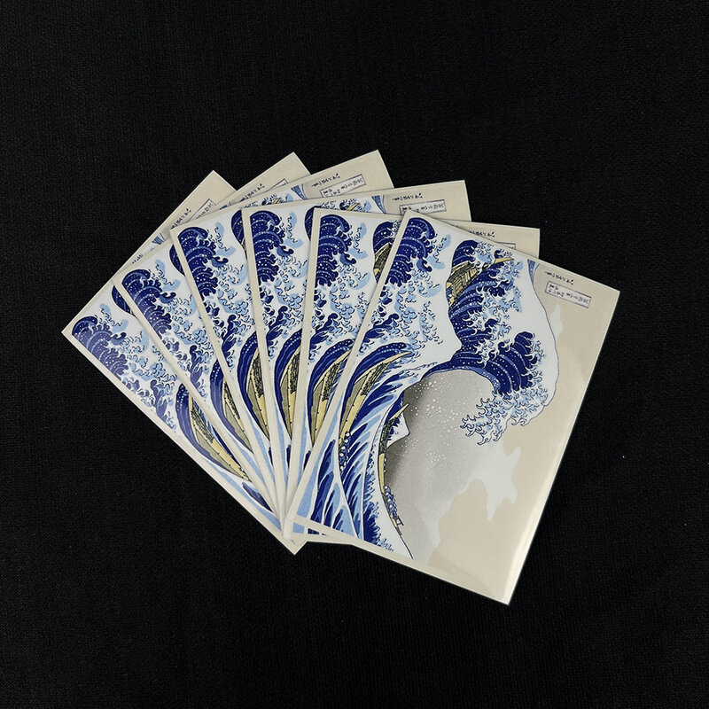 60 Stück Karten hüllen in mehreren Größen Japanische Surf muster Sammelkarten hüllen Cartoon-Kartens chutz hüllen für MTG/Pkm/Ygo