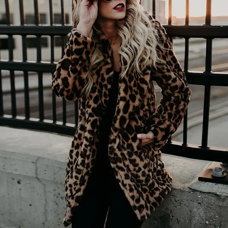 Casaco feminino com estampa leopardo de pele sintética, manga comprida, jaqueta artificial, roupa de pelúcia grossa e quente, casacos de luxo, moda inverno