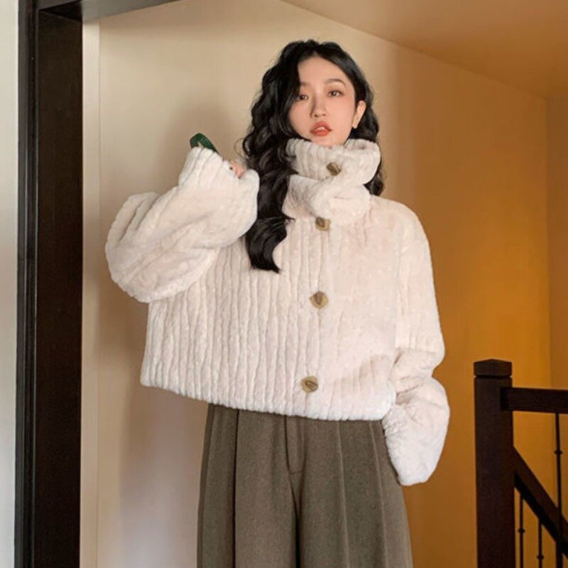 Женское короткое темпераментное пальто из искусственного меха с воротником-стойкой, зимнее женское утепленное нишевое теплое плюшевое пальто в стиле ретро, Повседневная модная верхняя одежда