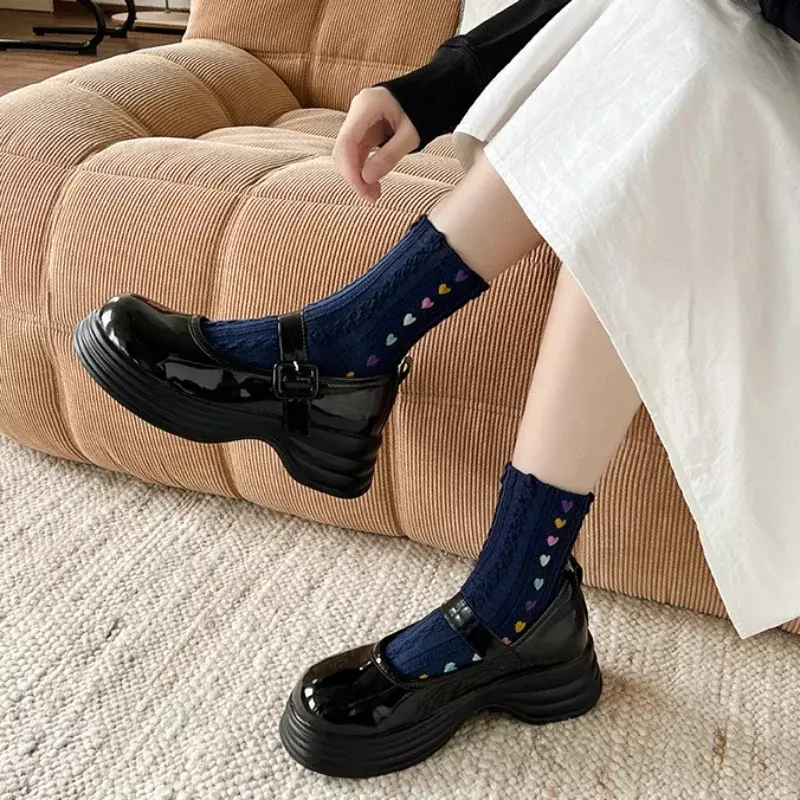 DSMTRC calzini in cotone a tubo centrale primavera autunno calzini traspiranti per l'equipaggio Streetwear calzini a cinque dita con treccia a cuore colorato per le donne