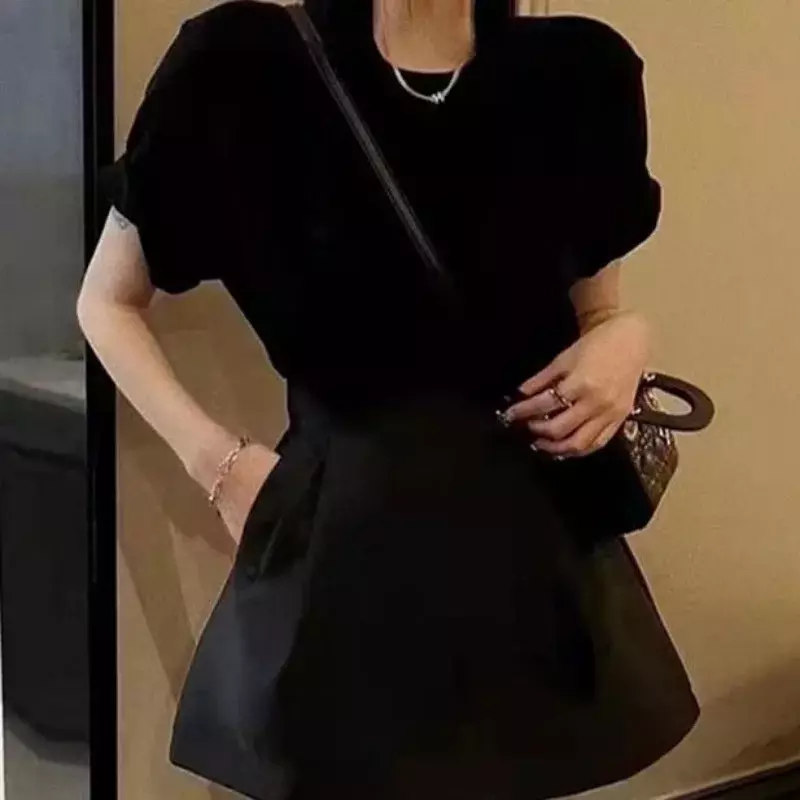 Minifalda negra acampanada para Mujer, traje de cintura alta, estilo coreano, salvaje, informal, Sexy, Retro, Y2k, Moda 2024