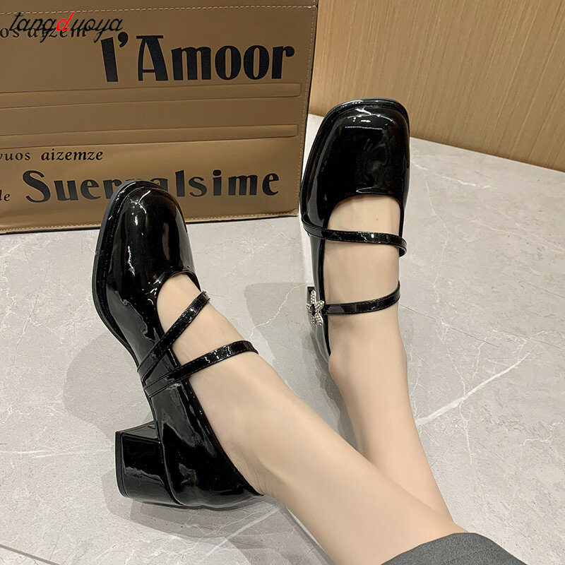 Zapatos de tacón alto negro Retro para mujer, zapatos Mary Jane con hebilla de estrella, elegantes, a la moda, individuales