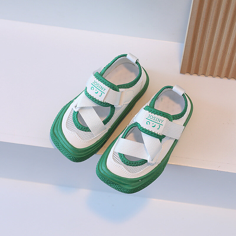 Sandal Olahraga Wanita 2022 Sepatu Jaring Anak-anak Baru Musim Panas Sepatu Anak Laki-laki Besar Berlubang Semua Cocok Sepatu Putih Kasual