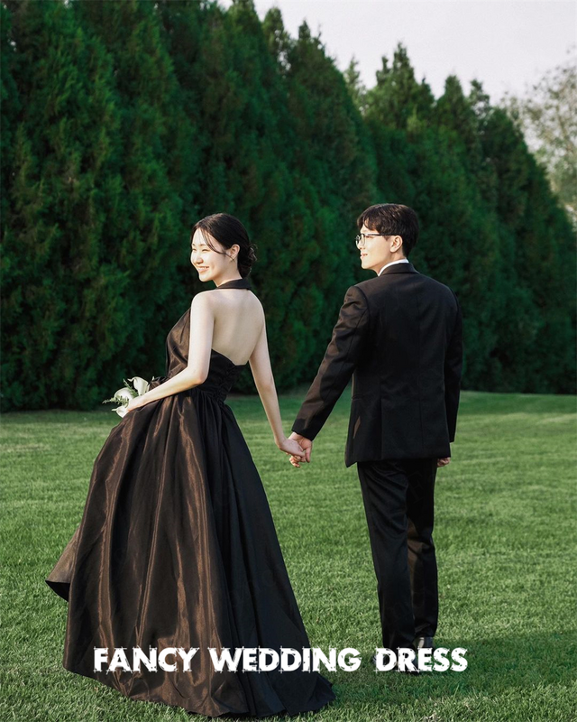 Extravagante simples vestido de casamento preto O Neck, Photo Shoot coreano, uma linha vestido de noiva sem mangas, tafetá até o chão, Custom Made