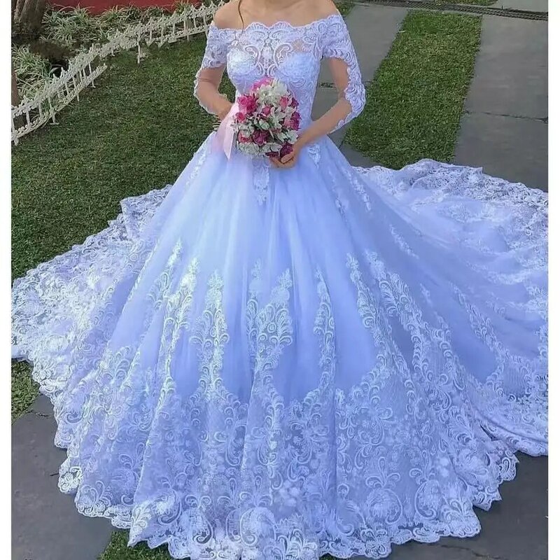 Платье Свадебное ТРАПЕЦИЕВИДНОЕ с открытыми плечами и кружевной аппликацией