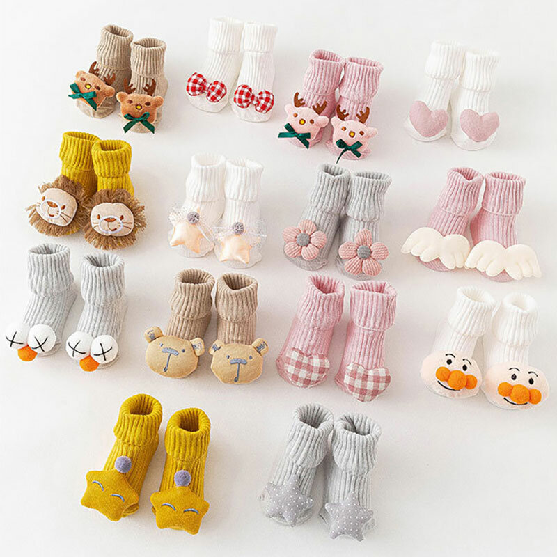 Chaussettes fines et mignonnes de poupée 3D de dessin animé pour bébé, bas de genou antidérapants en coton avec caoutchouc pour nouveau-né et enfant en bas âge
