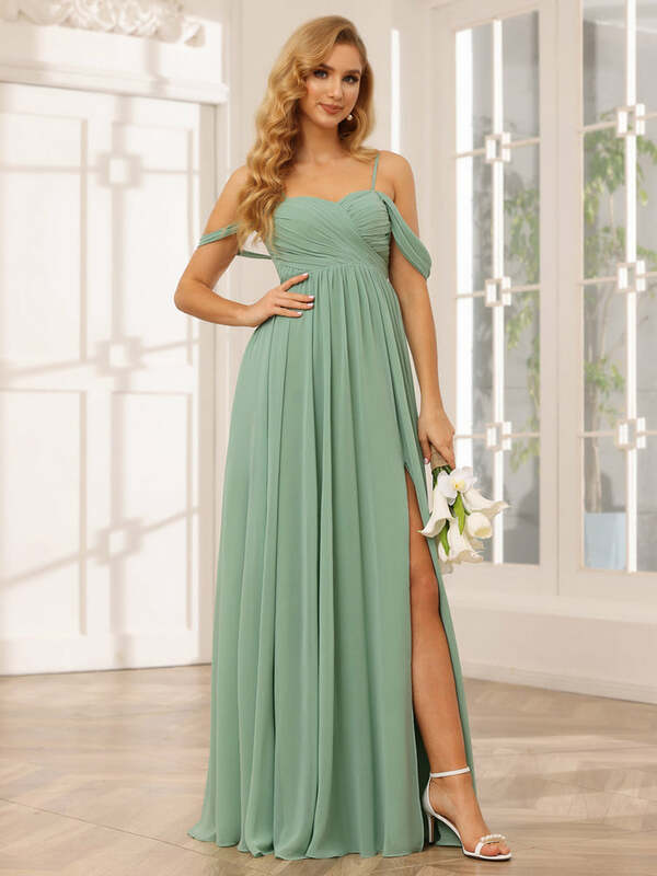 Chiffon Sweetheart Spaghetti Straps A-line Ruched Long Bridesmaid Dresses Plain Floor-Length Backless Wedding Party Gowns