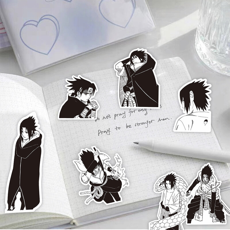 10/30/70 pz Cool Anime NARUTO Uchiha Sasuke adesivi Cartoon in bianco e nero Graffiti Sticker fai da te cancelleria del telefono decalcomanie del computer portatile