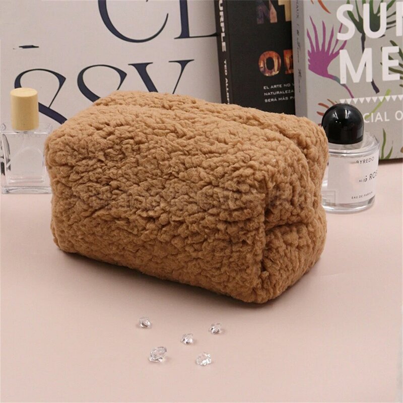 New Women'S Plush Cosmetic Bags Girl Large Capacity Cute Stationery Travel Makeup Organizer Females Makeup Brushes Storage Pouch